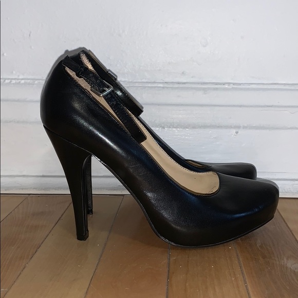 MARC FISHER Black Ankle Strap Platform Pumps - Picture 5 of 5